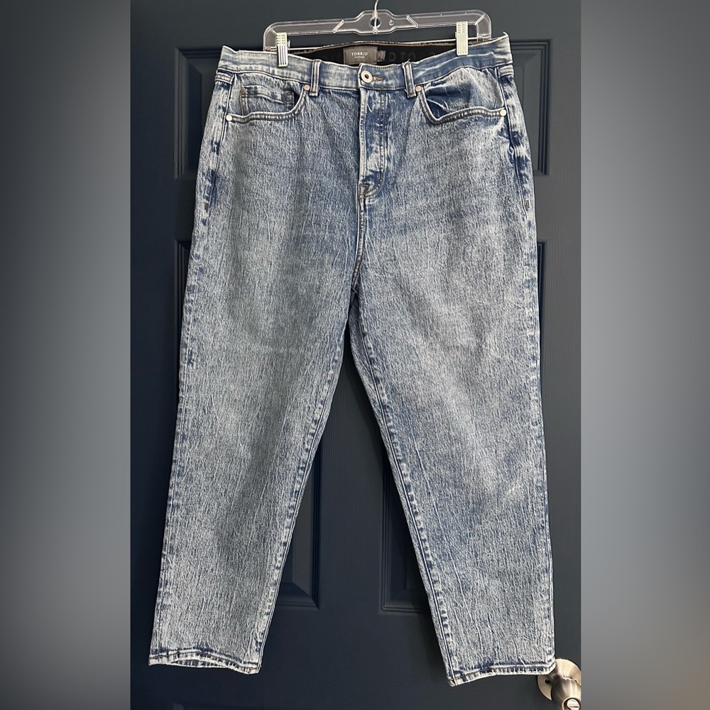 Torrid Acid Wash Jeans Size 16R